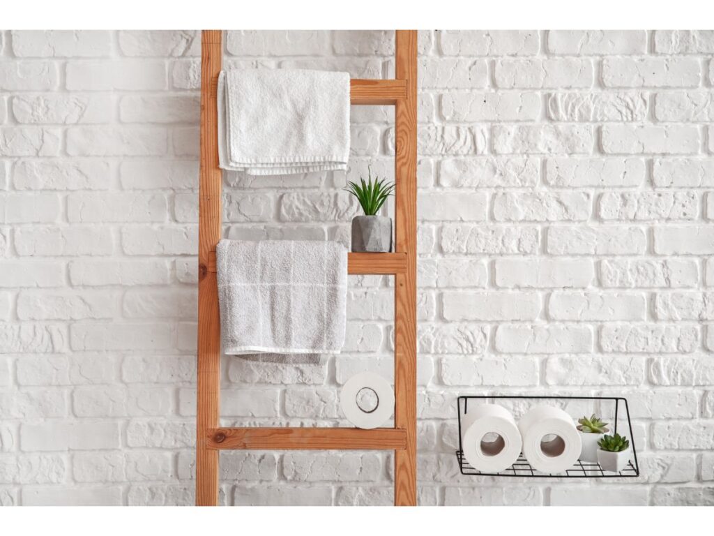 towels on ladder