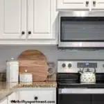 kitchen hardware and countertop styling