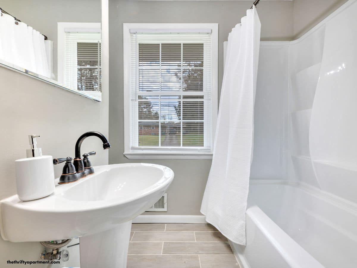 12 Renter Friendly Bathroom Makeover Ideas