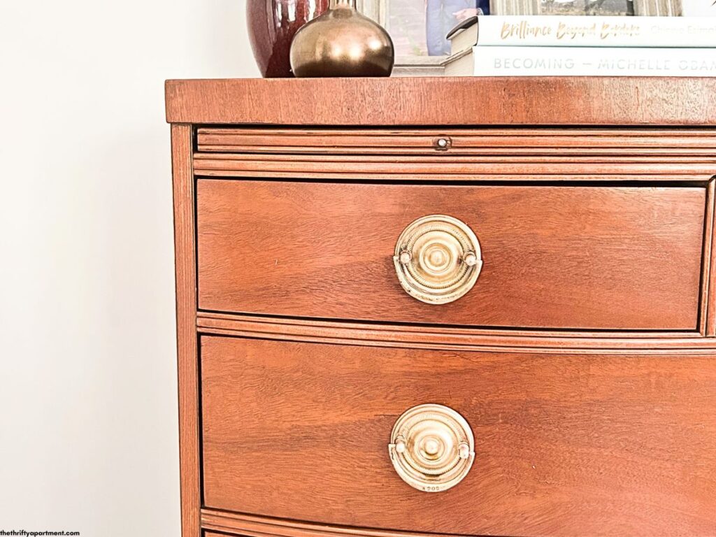 handles on dresser