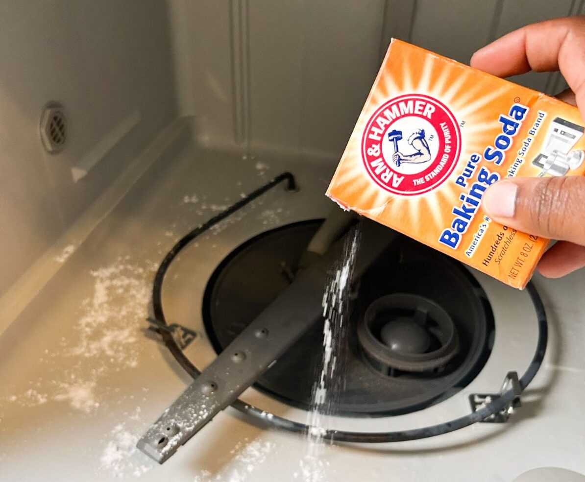 16 Practical Uses for Baking Soda Everyone Should Know