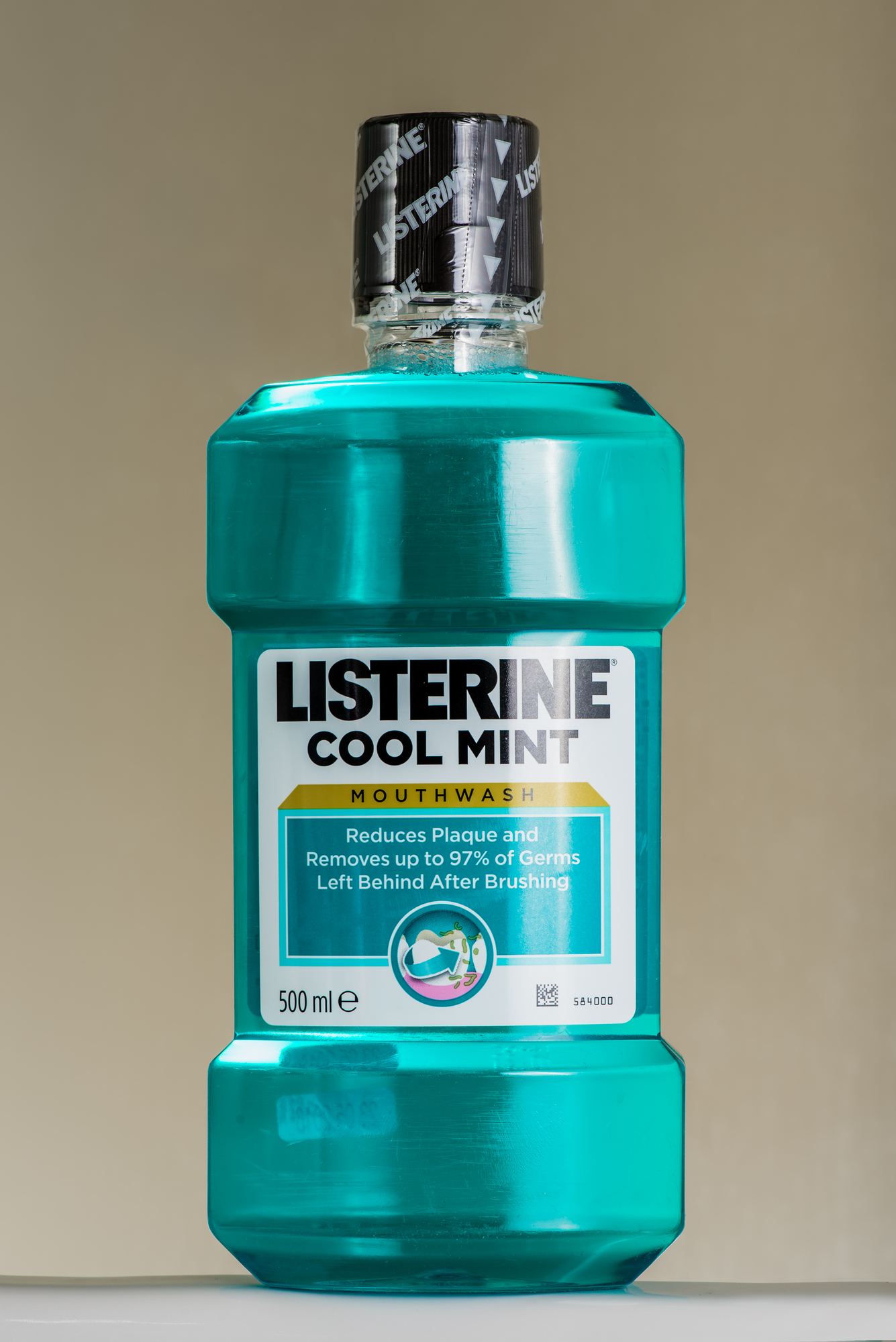 10 Clever Ways To Use Mouthwash Beyond Oral Health