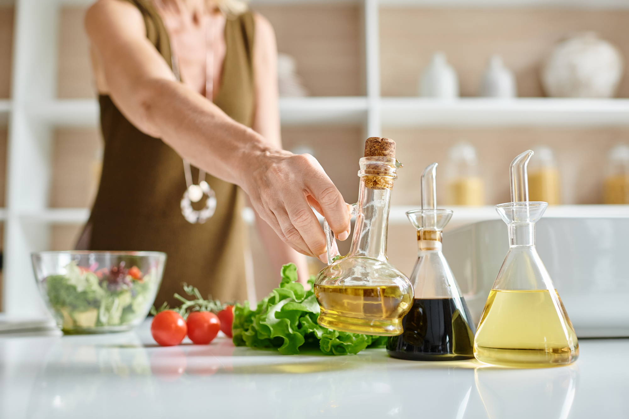 14 Uses for Vinegar That Have Nothing to Do With Cooking