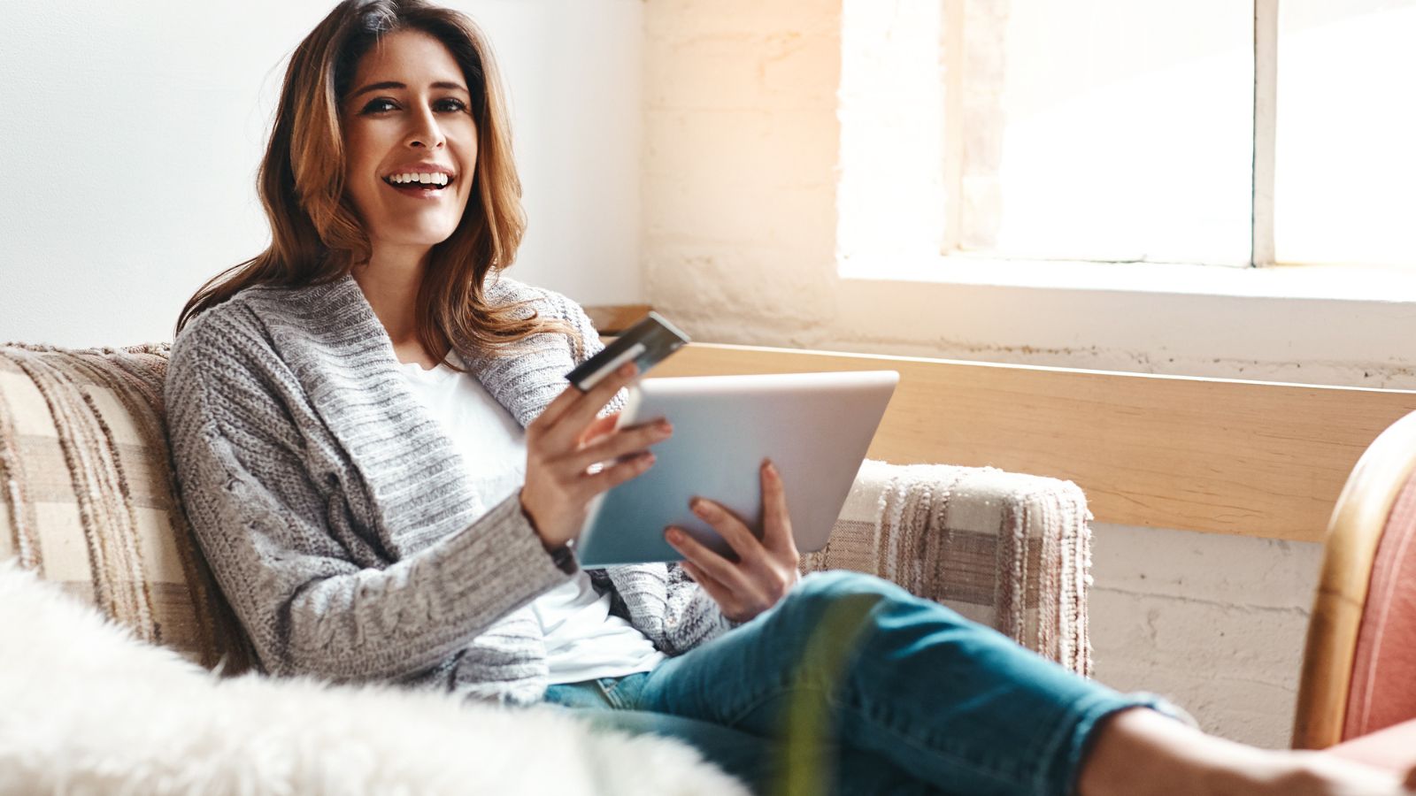 15 Everyday Habits That Could Quietly Lead You Into Debt