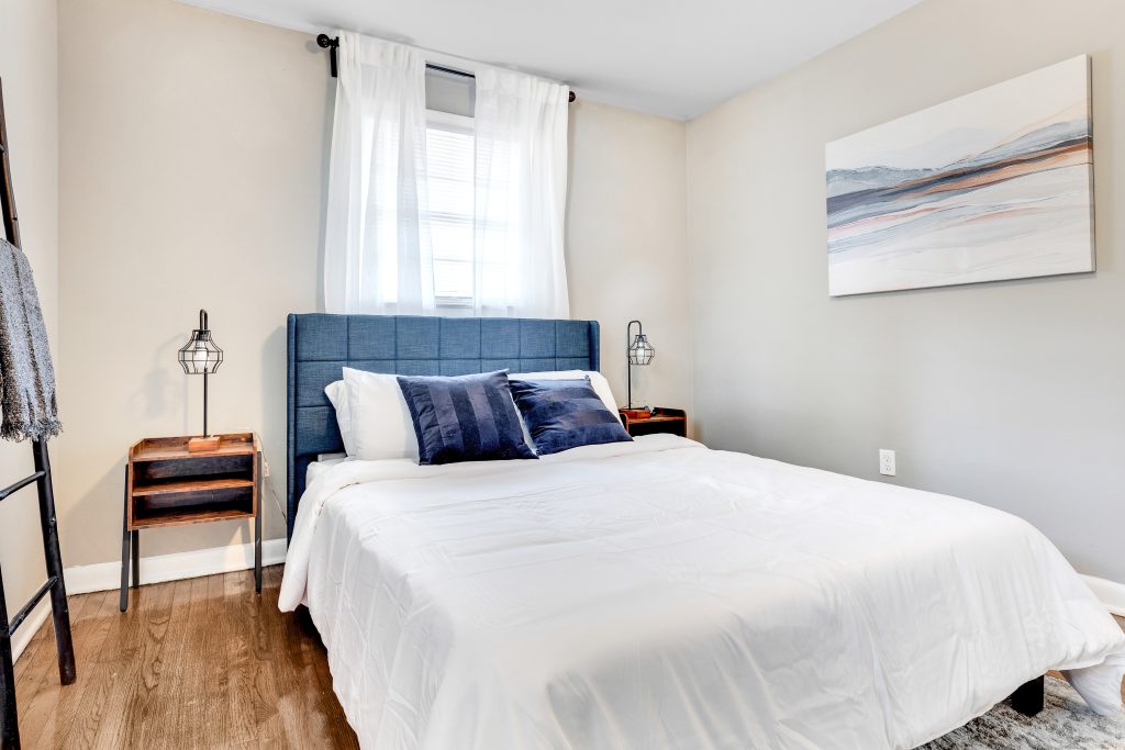 24 2042 Barberrie Ln 24