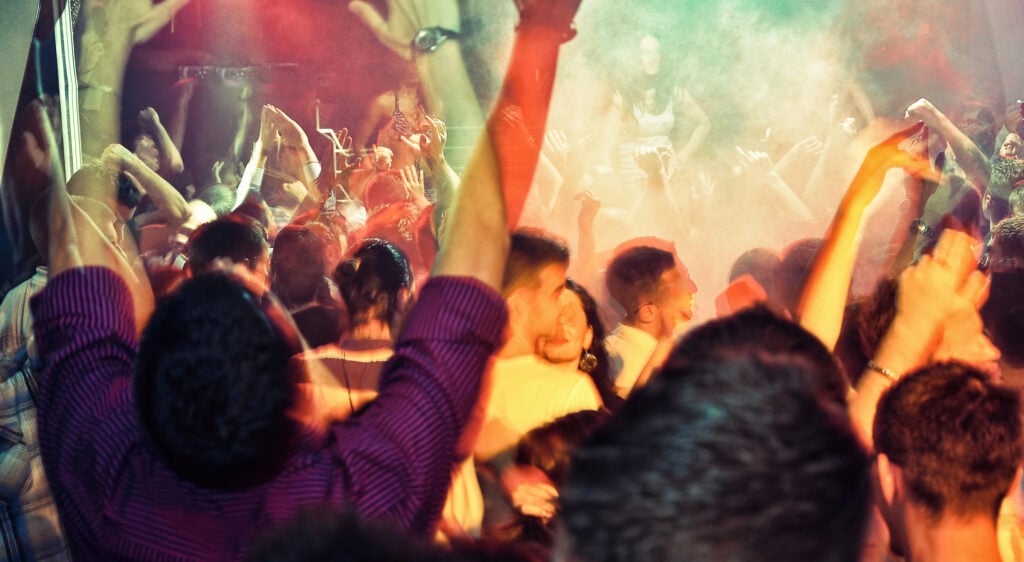 underground party discoteca punk music