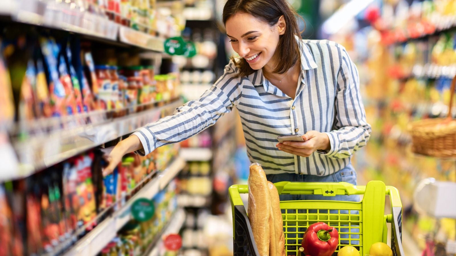 cheap grocery shopping with woman