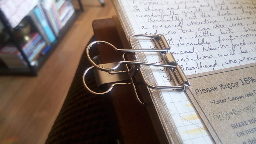 1024px Binder clip 32267518724