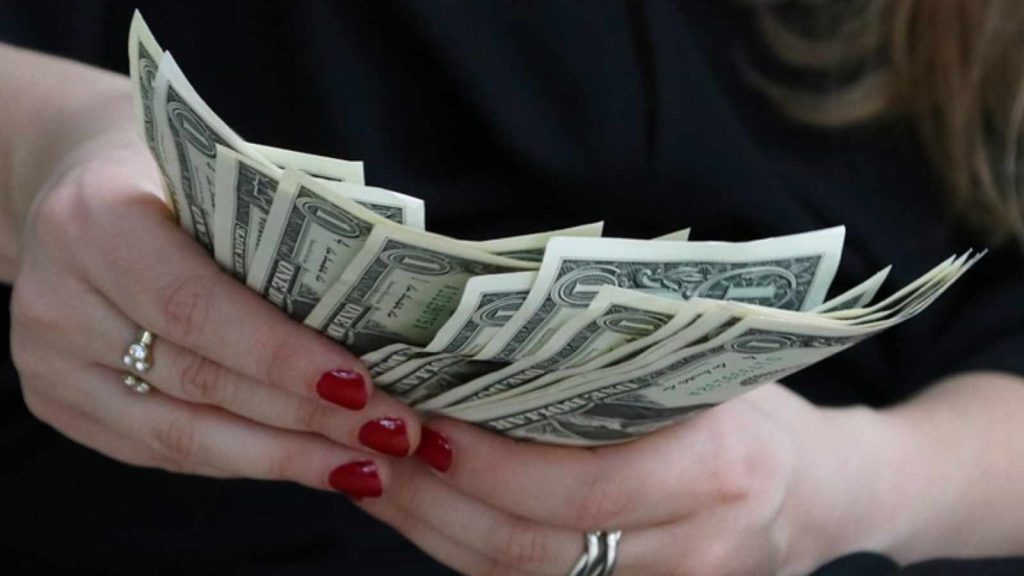 Genius Hacks to Turn Your Spare Change Into Big Wins!