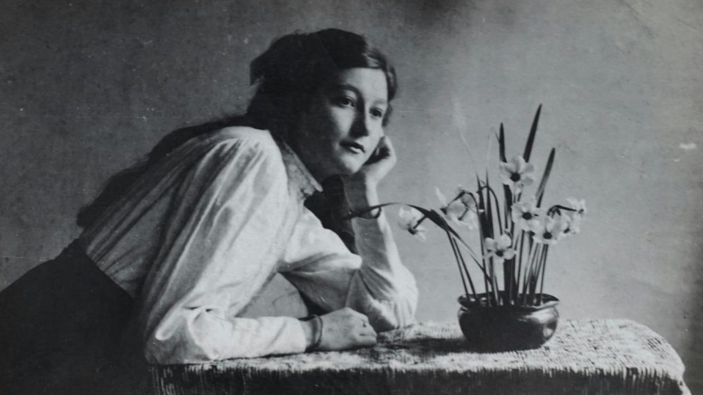 "12 Antiques Set to Skyrocket in Value, According to Top Designers"