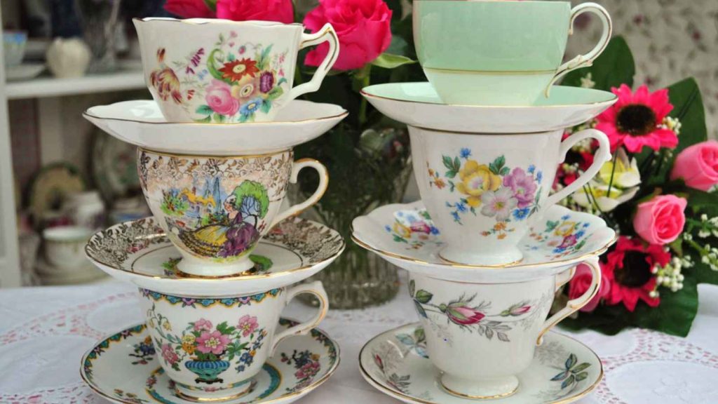 15 Thrift Store Treasures That Could Make You a Small Fortune!