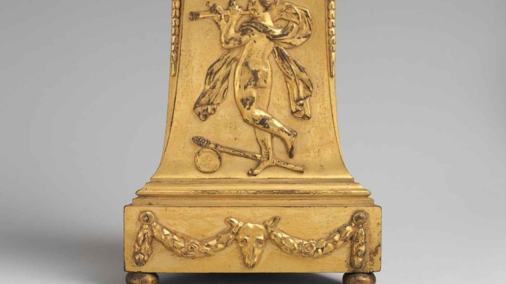 15 Thrift Store Treasures That Could Make You a Small Fortune!