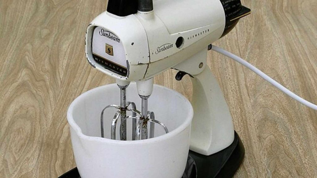 The Sunbeam Mixmaster The First Iconic Stand Mixer