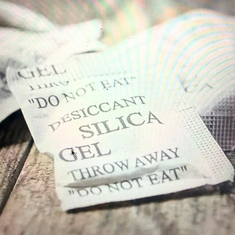 That Silica Gel Packet in the Box? Don’t Throw It Out Just Yet