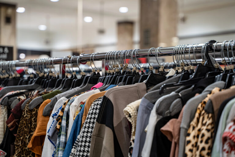 thrift stores clothing