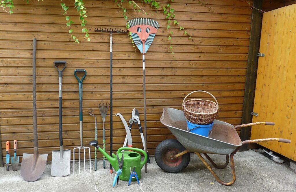 garden tools