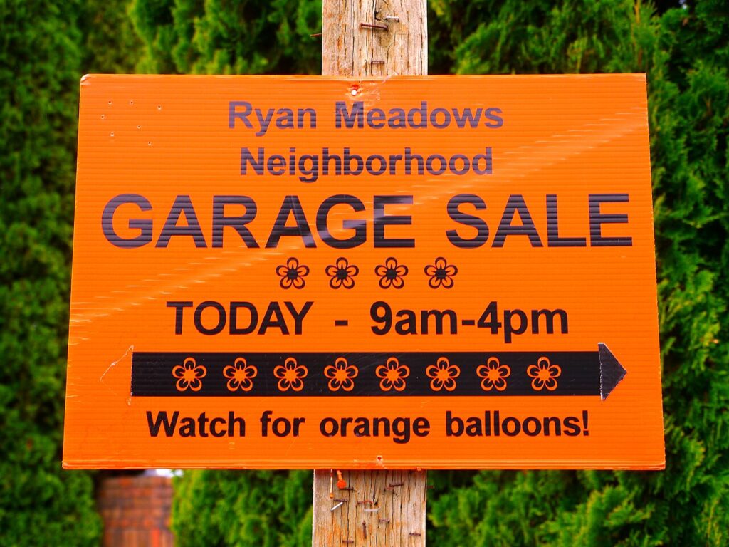 1280px Ryan Meadows Neighborhood Garage Sale Sign