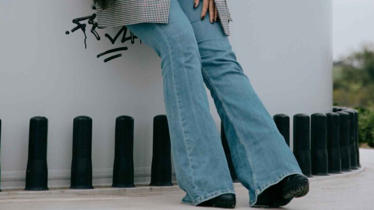 If you Did These 19Things in the"60s &"70s, You Were a Hippie