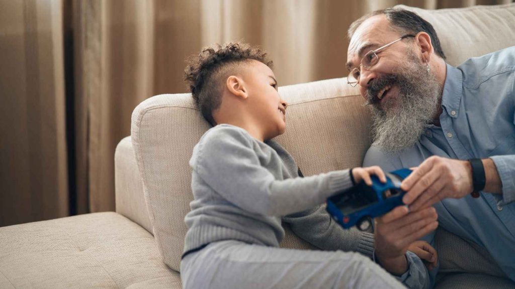 12 Easy-Peasy Jobs for Retirees That Don&rsquo;t Need Any Prior Experience