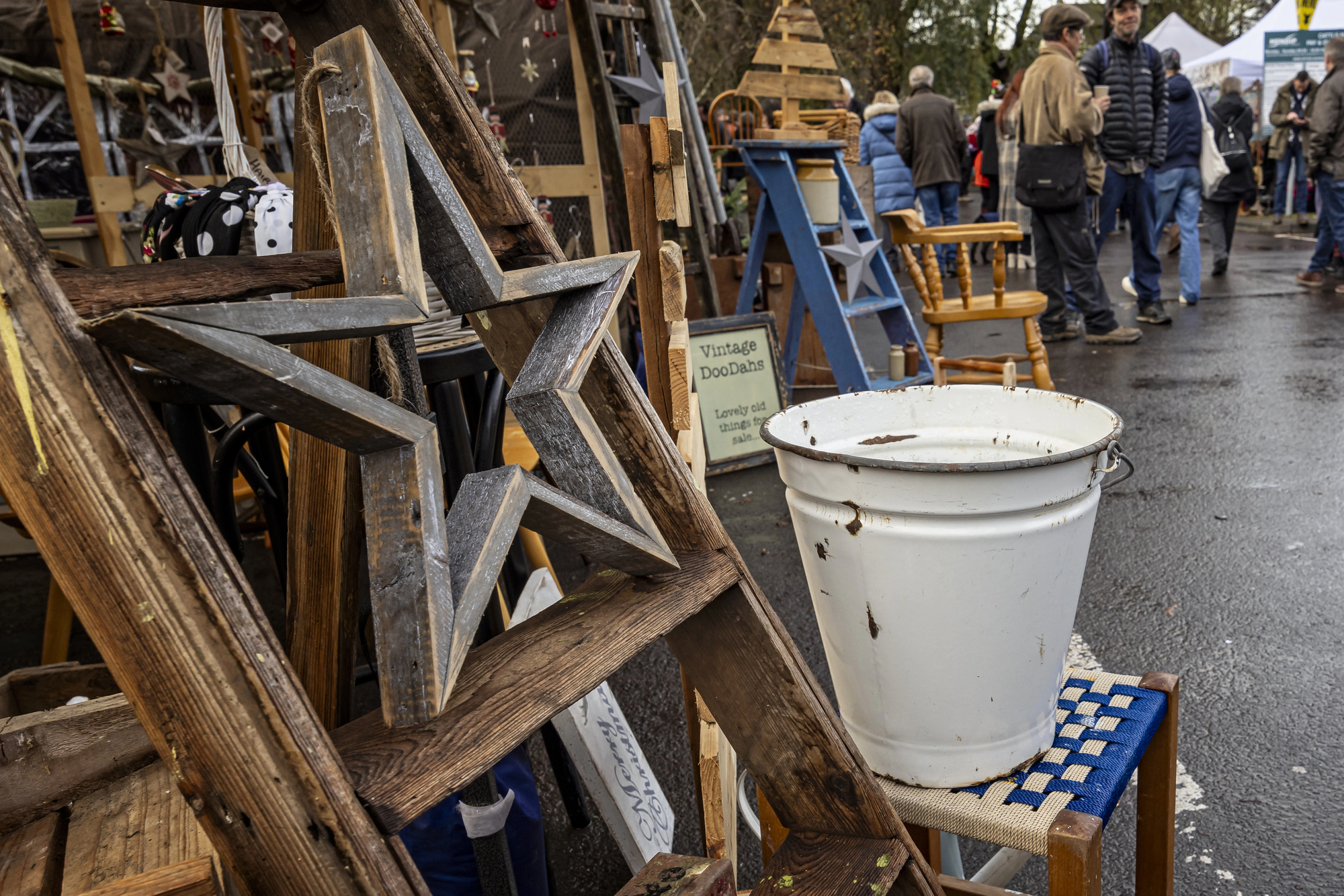 How to Tell If a Flea Market Find Is the Real Deal