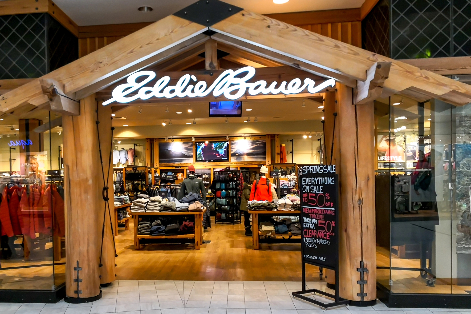 eddie bauer mall store