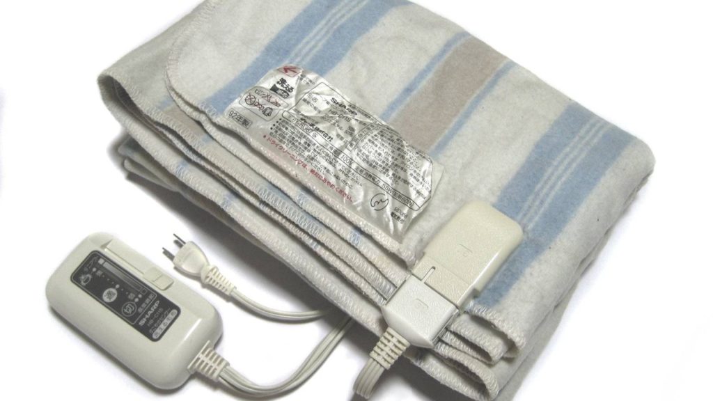 Sharp HB-C11S (1992) is an electric blanket.