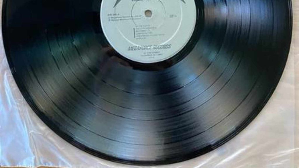 Metallica &ndash;&nbsp;Kill Em All&nbsp;(Megaforce First CD Pressing)