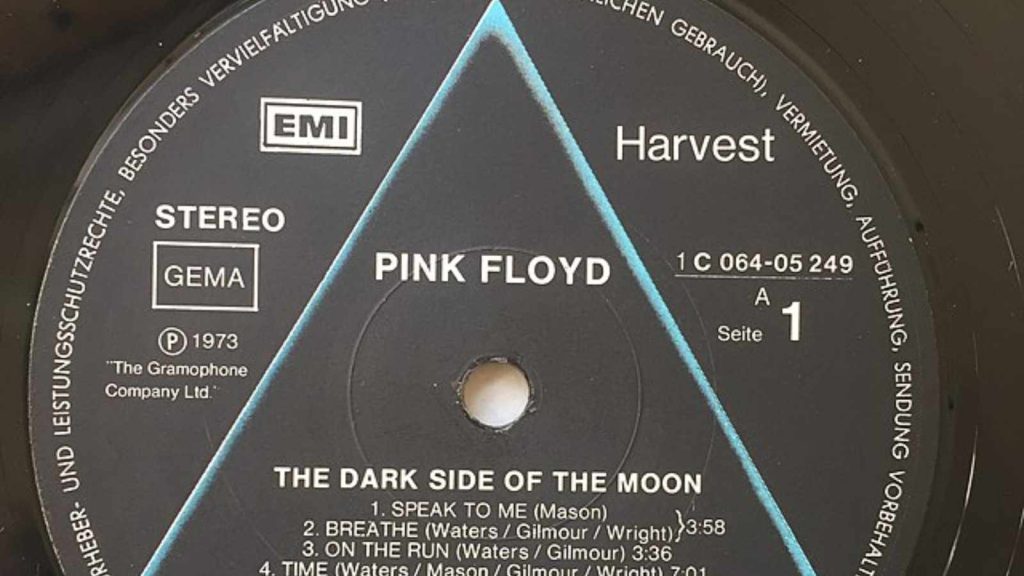 Pink Floyd &ndash;&nbsp;The Dark Side of the Moon&nbsp;(Black Triangle CD)