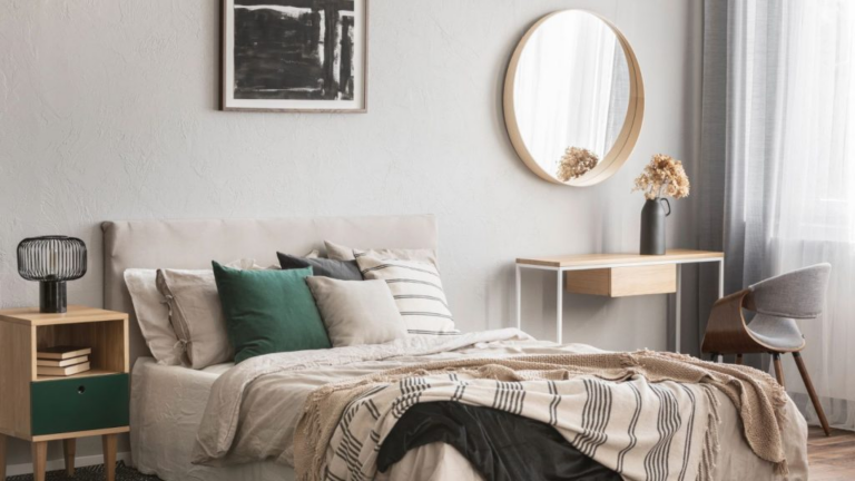 12 Things You Should Never Keep in Your Bedroom