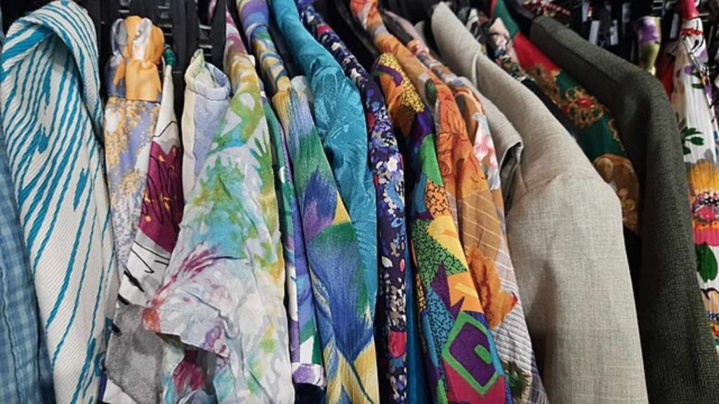 Why You Never Find Anything Good at the Thrift Store (And What to Do Instead)