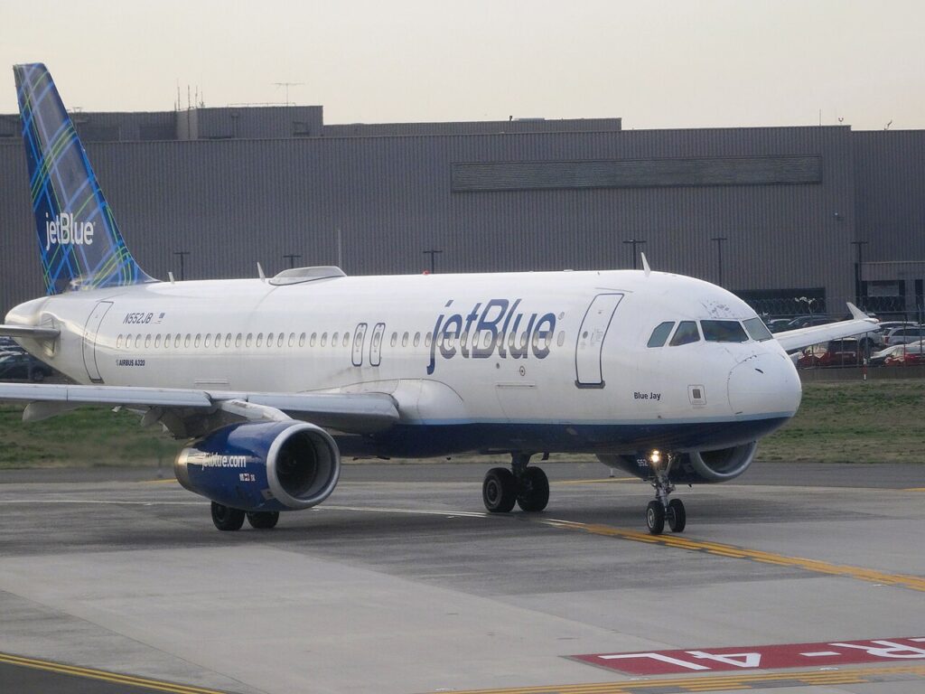jetblue airways flight airplane