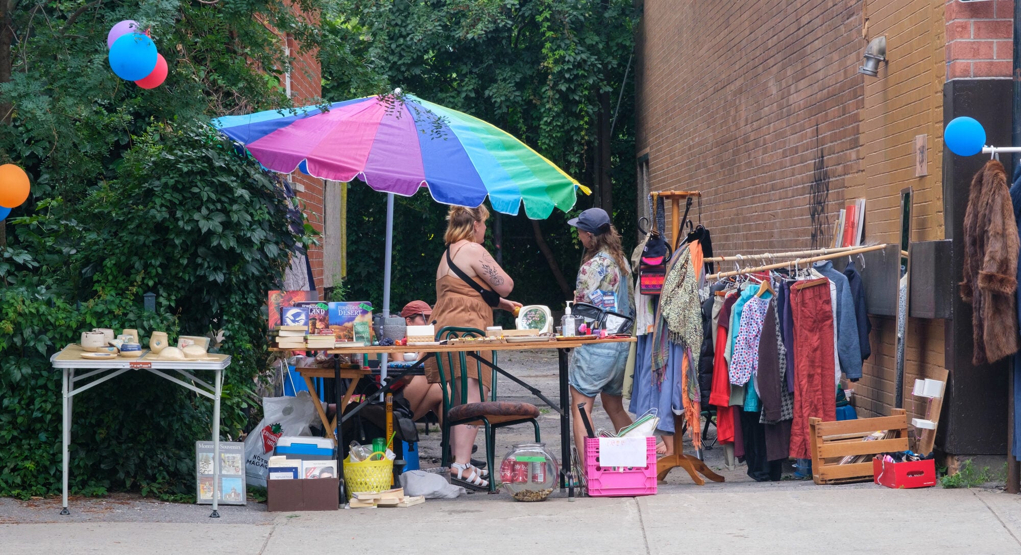 garage yard sale