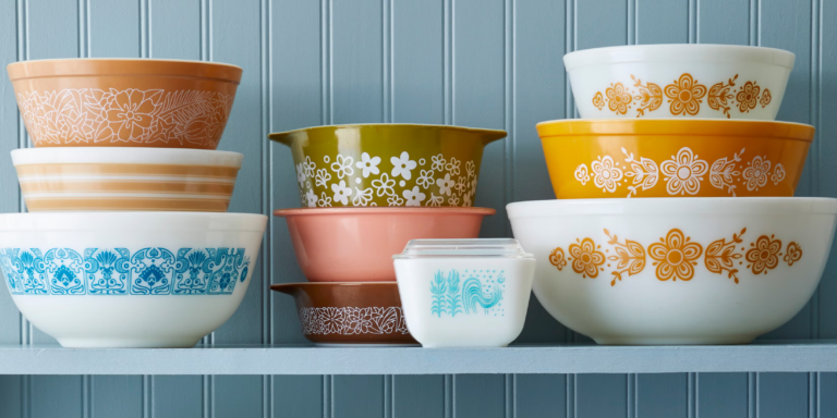 16 Vintage Pyrex Pieces That Still Hold Serious Value Today