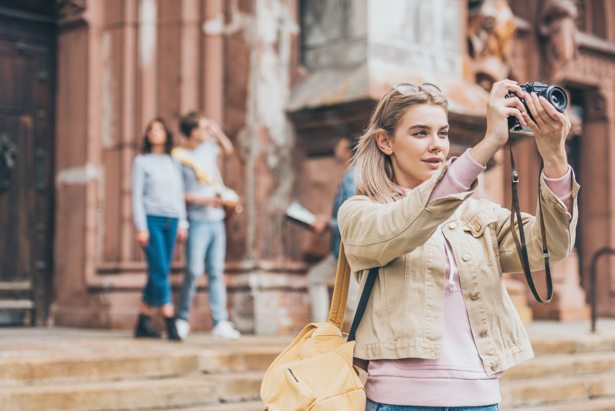 girl traveling