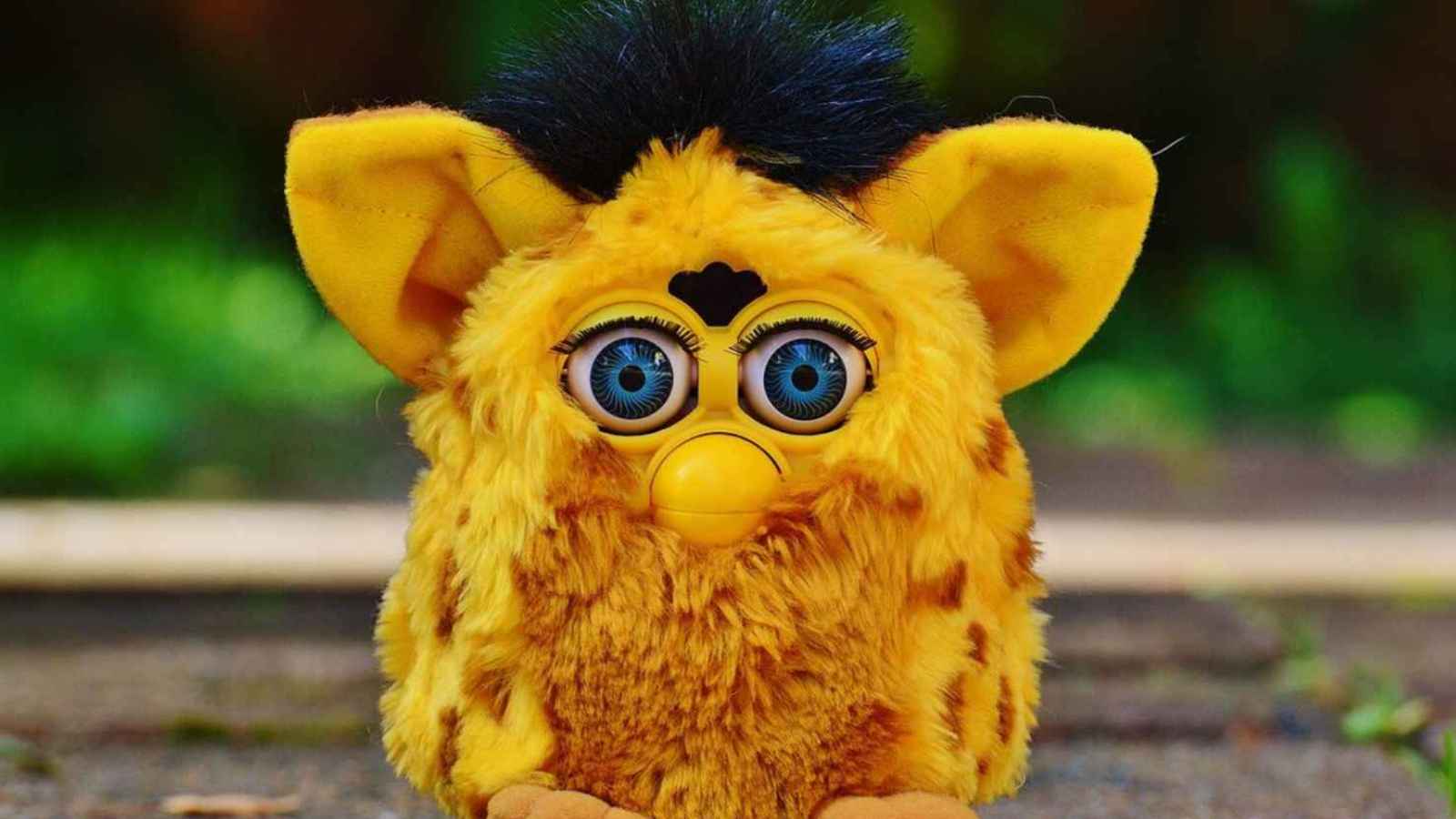 15 Things Every 90s Kid Had That Are Incredibly Valuable Now
