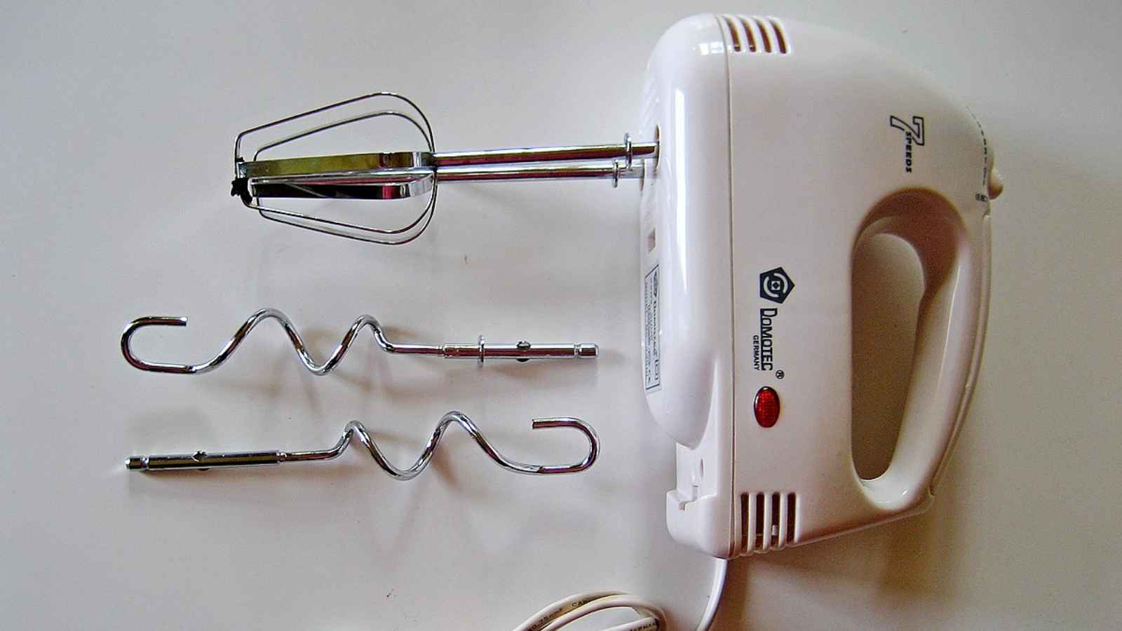 17 Everyday Items in Your Kitchen That Are Secretly Valuable