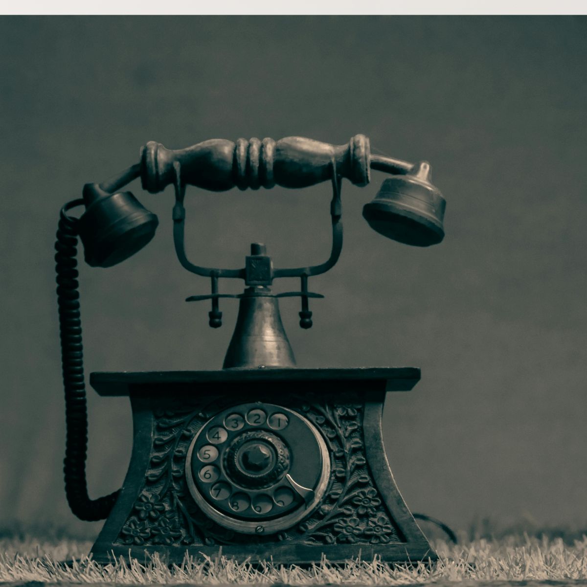 10 Things Boomers Refuse to Get Rid Of Even Though No One Uses Them Anymore