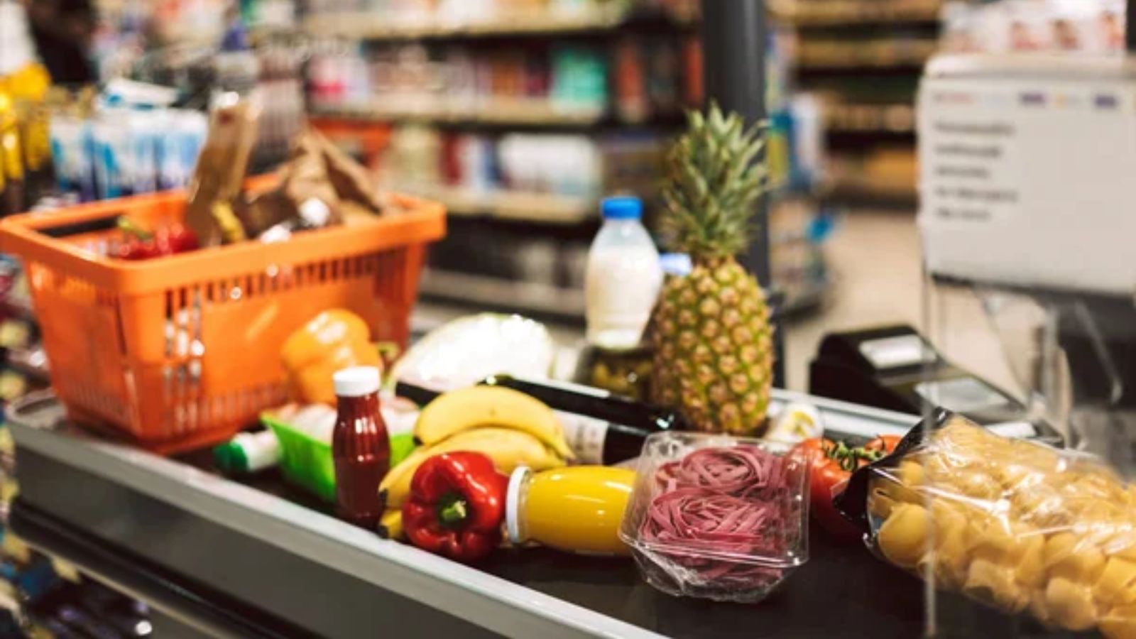 15 Smart Ways to Stretch Your Grocery Budget on a Tight Income