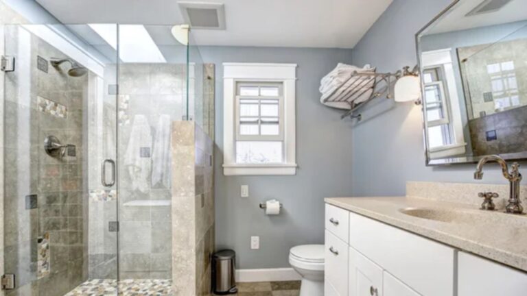 14 Bathroom Features From the 1970s That Would Feel Completely Out of Place Today
