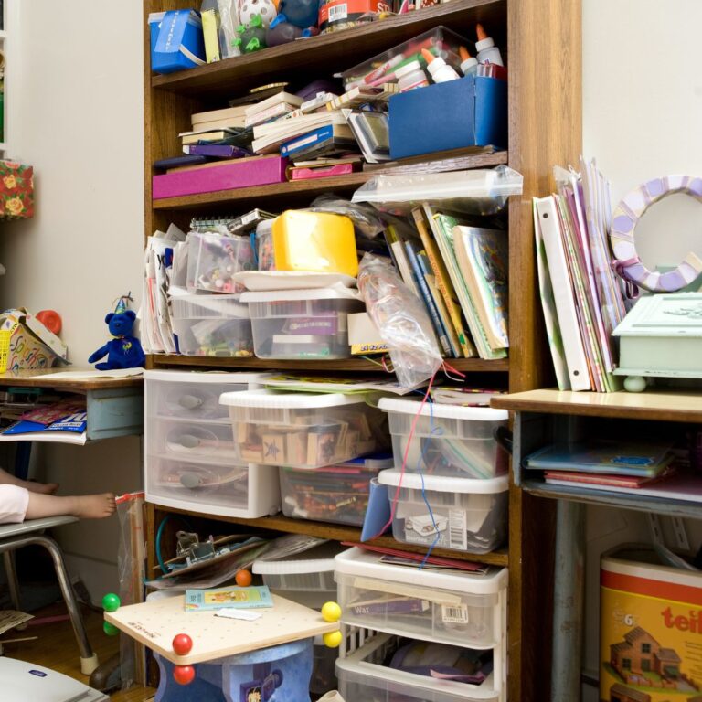 When Decluttering, You Should Never Throw Away These 12 Things