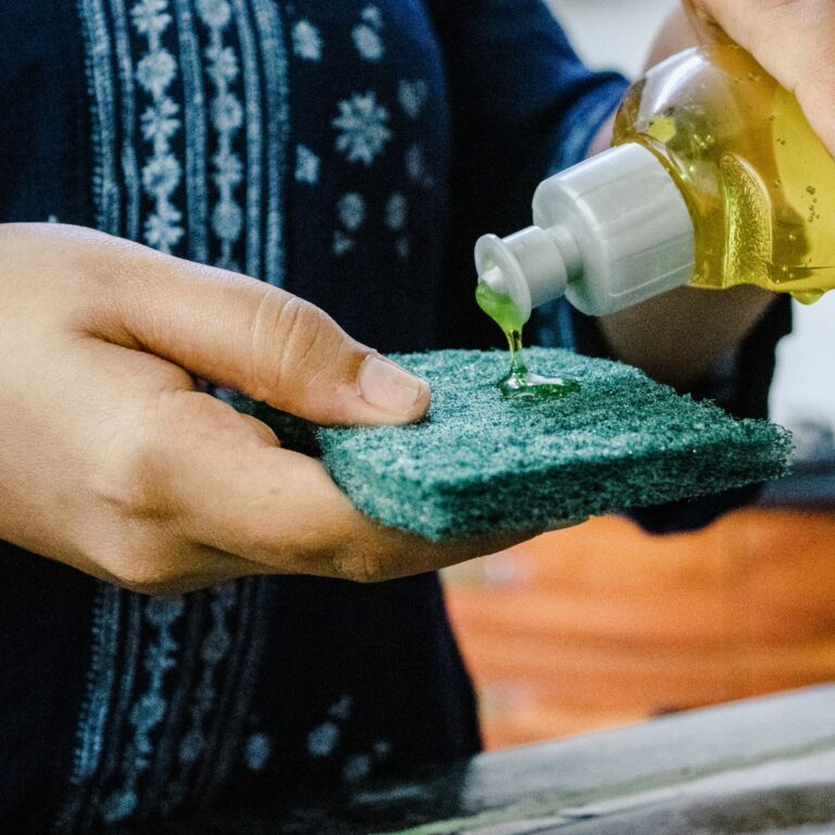 10 Things You Should Never Do With Dish Soap