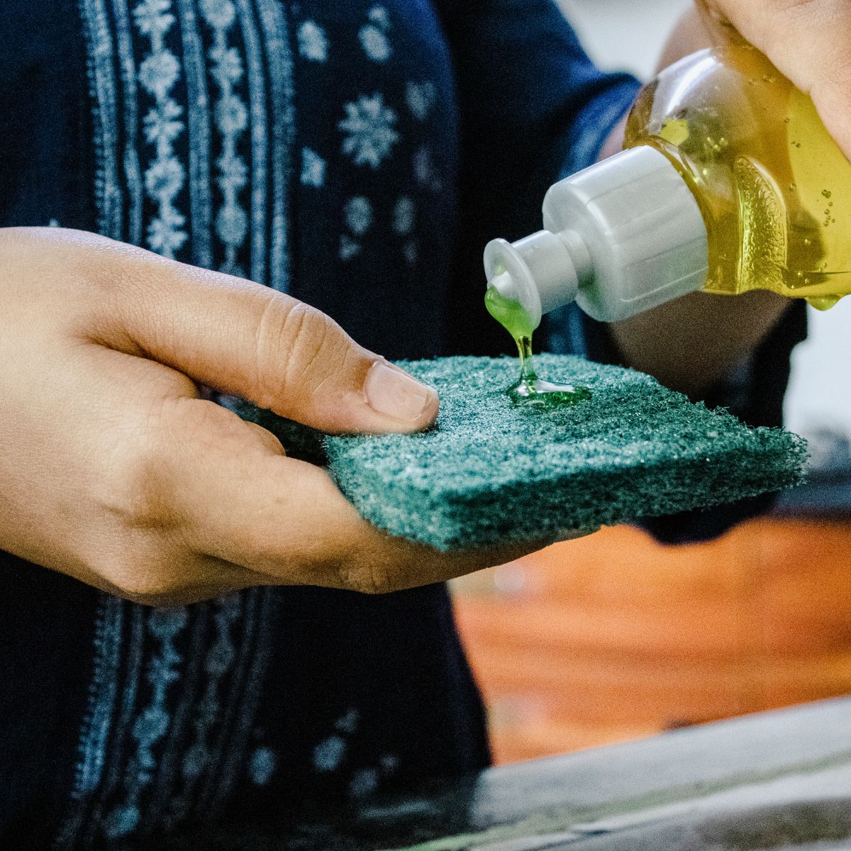 10 Things You Should Never Do With Dish Soap
