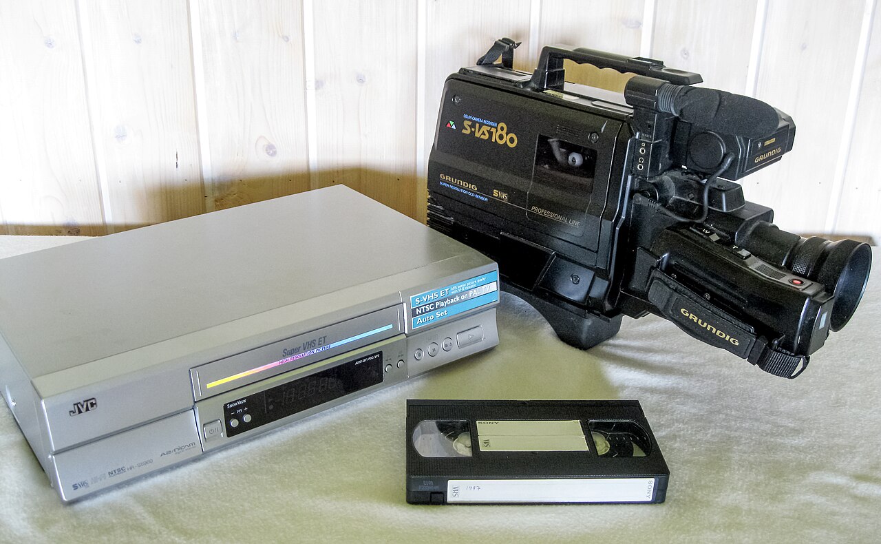 10 Classic ’80s Items Every Vintage Lover Wants to Find