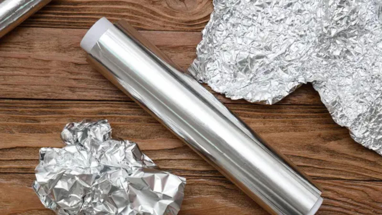 A Roll of Aluminum Foil Is More Useful Than You Think—19 Ways to Use It
