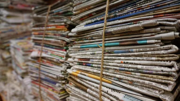 Old Magazines and Newspapers (1)