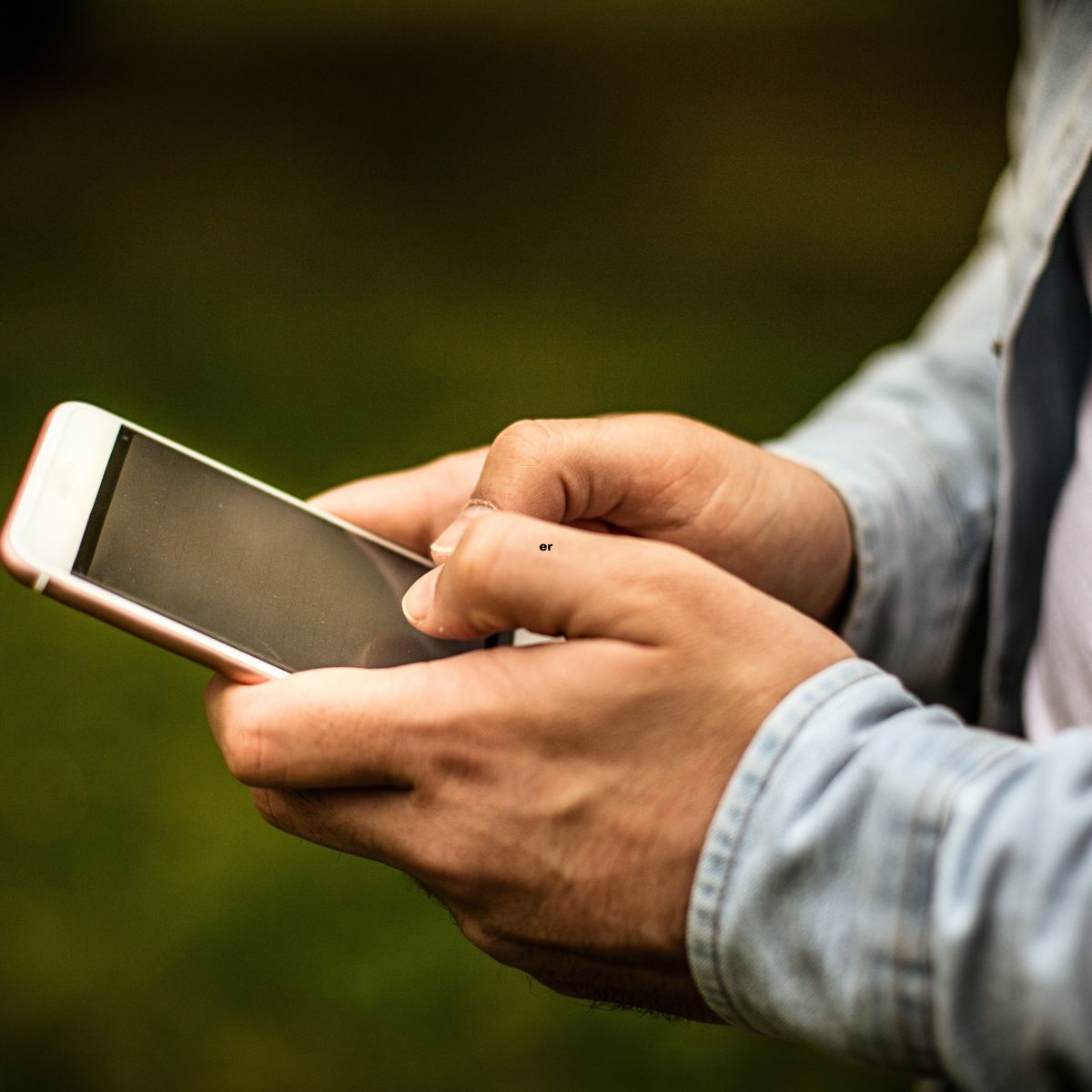 12 Places You Should Never Store Your Phone