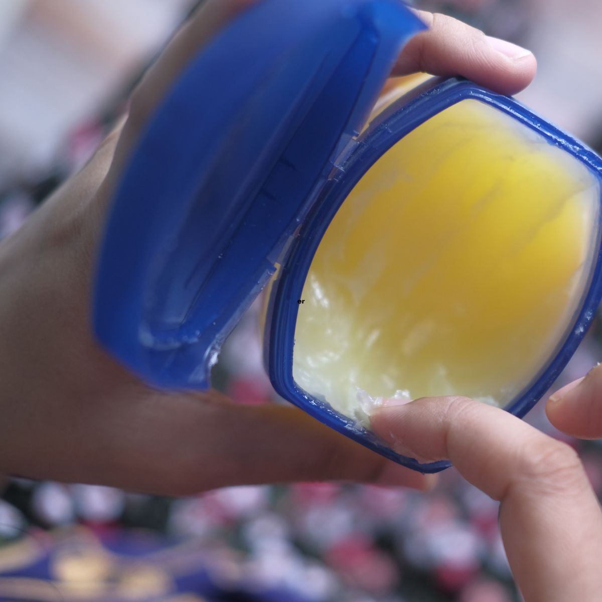 13 Annoying Home Issues Vaseline Will Solve