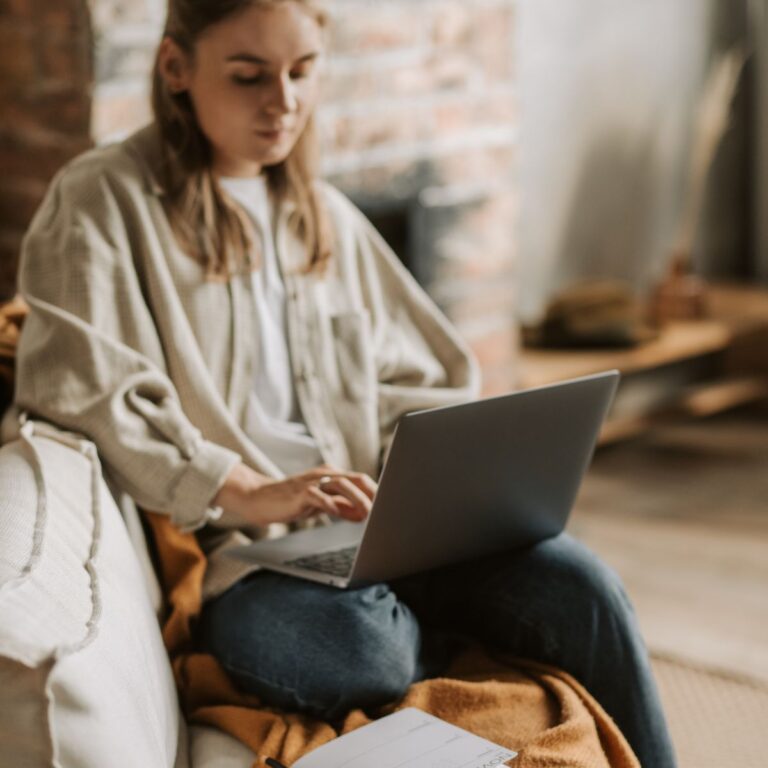 12 Things You Should Stop Doing If You Work From Home