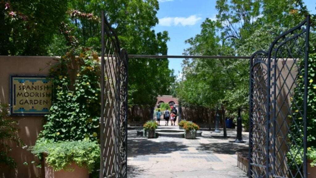 ABQ BioPark Botanic Garden, New Mexico