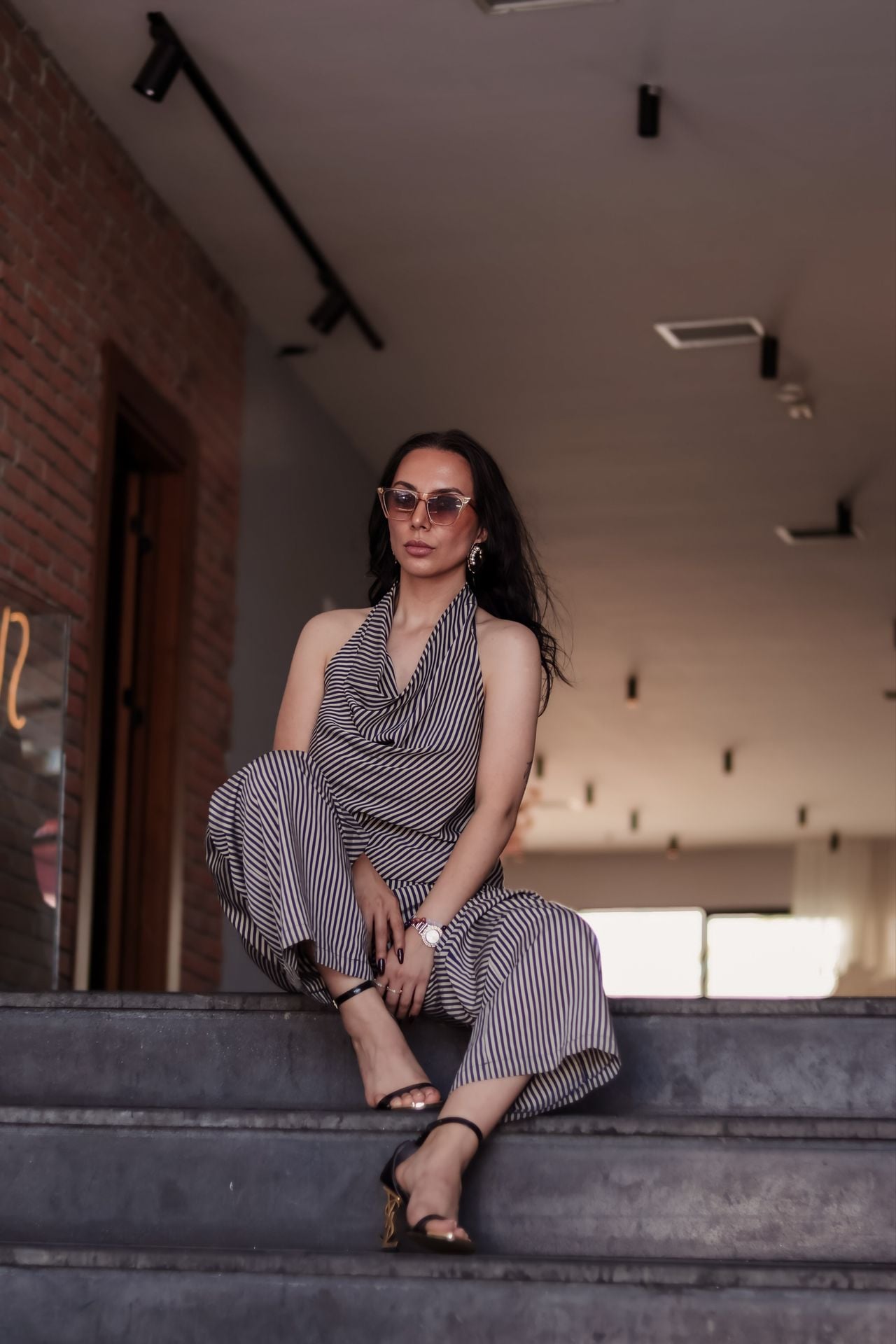 Your Clothes Shouldn’t Age You — but These 12 Fashion Mistakes